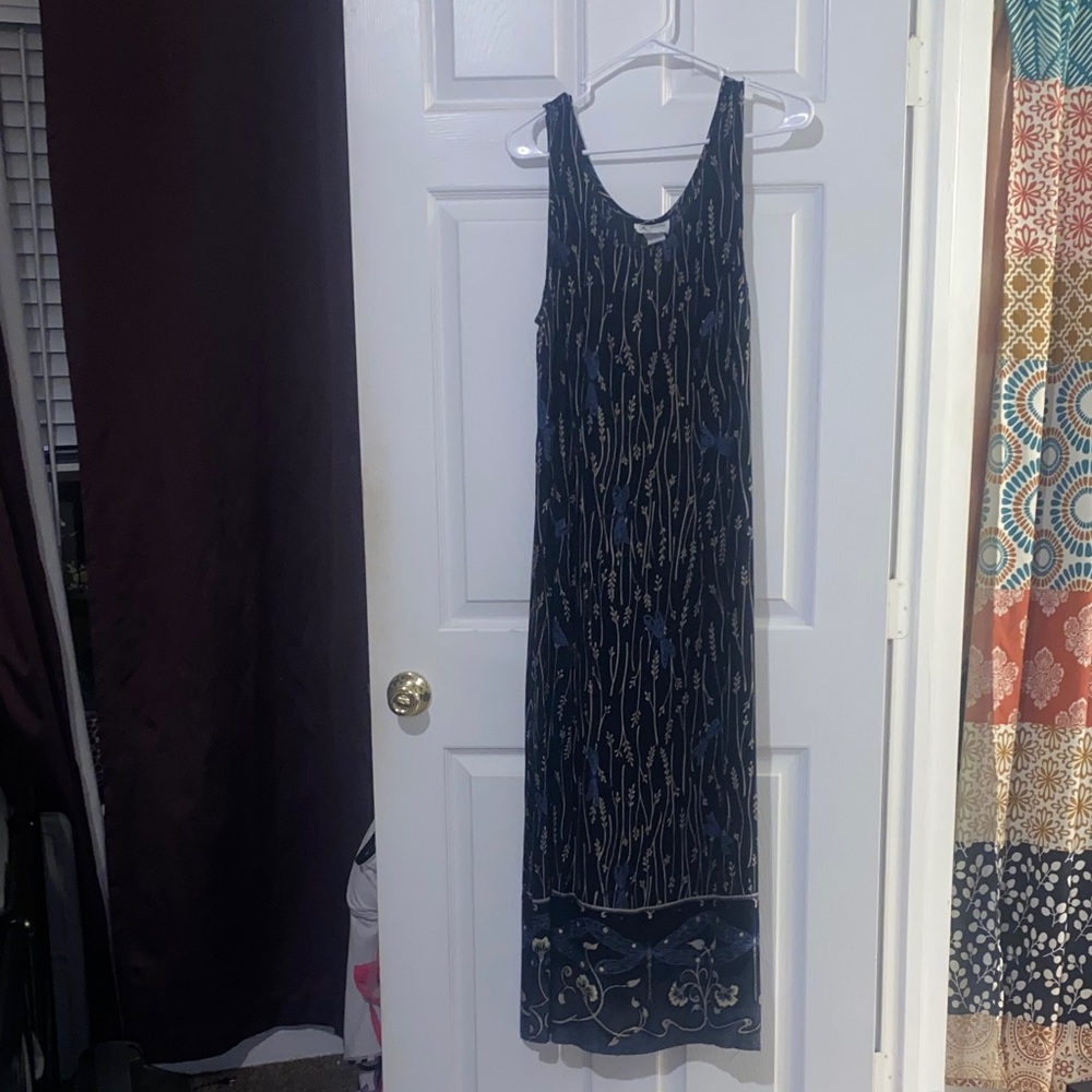 Chic Midnight Blue Floral Maxi Dress